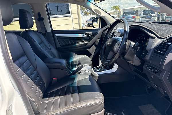 2017 Isuzu MU-X LS-T