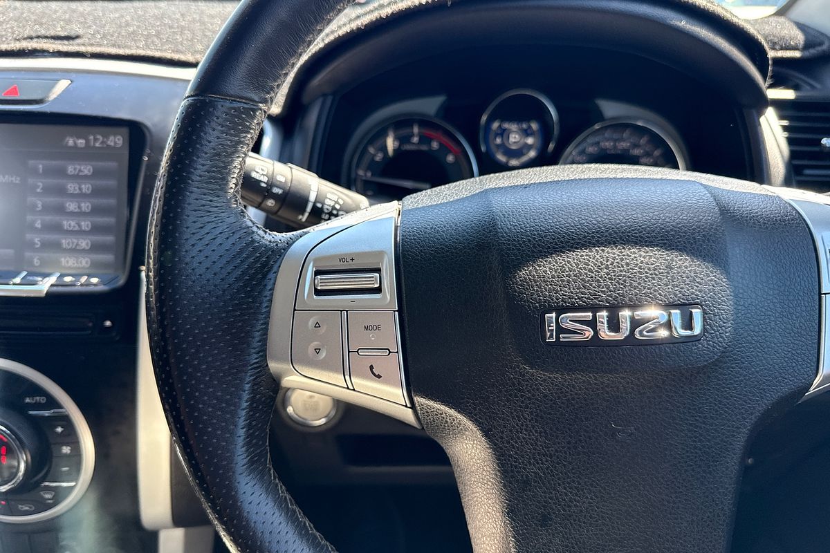 2017 Isuzu MU-X LS-T