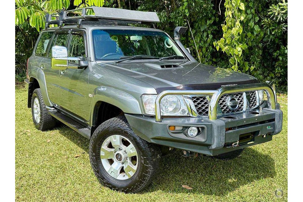2009 Nissan Patrol ST-L GU 6