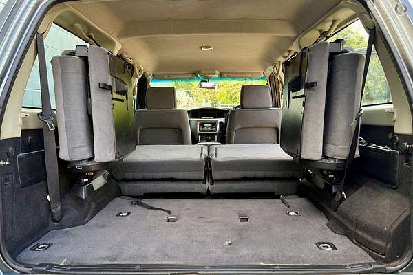 2009 Nissan Patrol ST-L GU 6