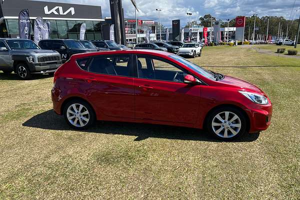 2018 Hyundai Accent Sport RB6