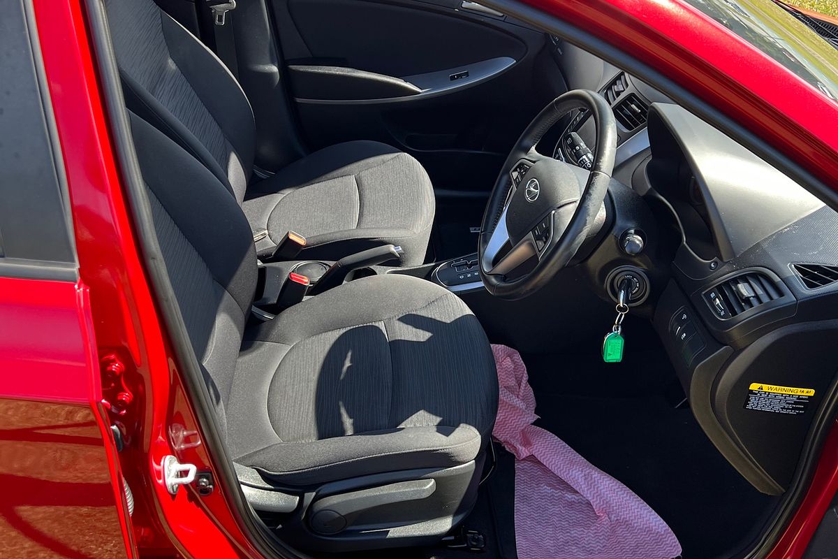 2018 Hyundai Accent Sport RB6
