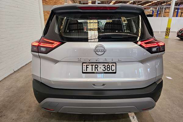 2025 Nissan X-TRAIL ST T33