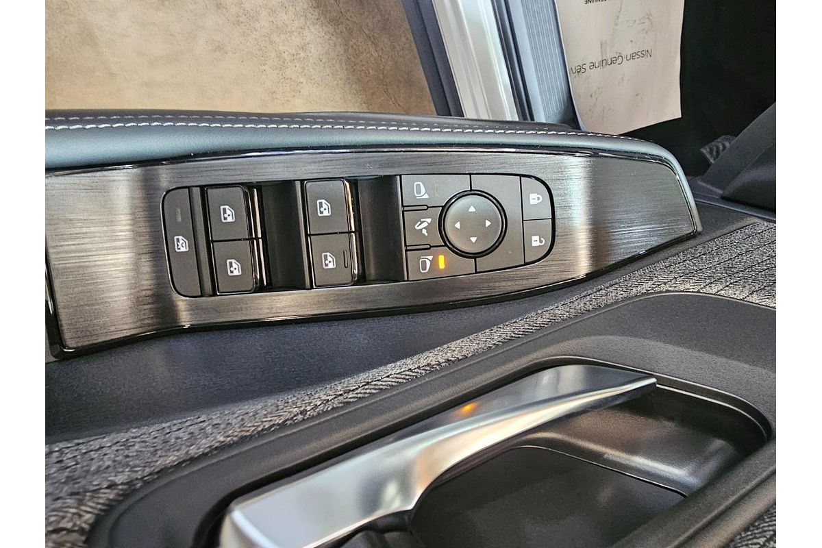 2025 Nissan X-TRAIL ST T33