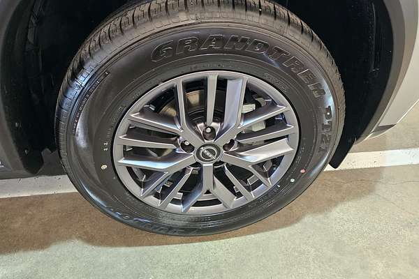 2025 Nissan X-TRAIL ST T33
