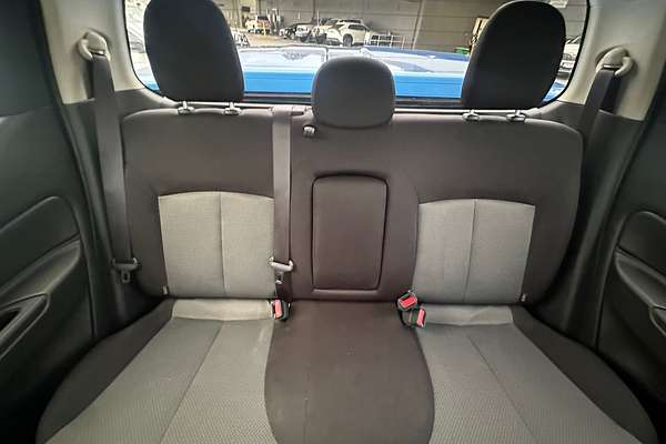 2020 Mitsubishi Triton GLX-R MR 4X4