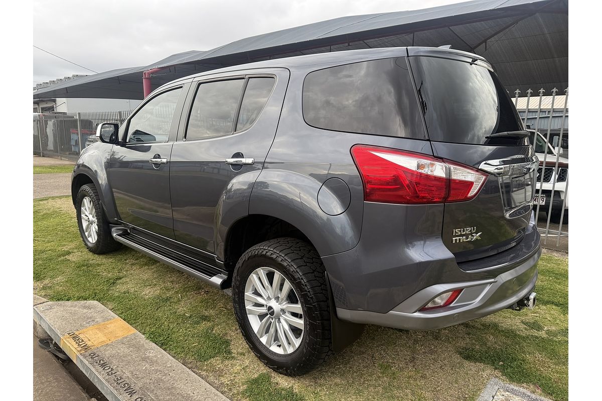 2018 Isuzu MU-X LS-U