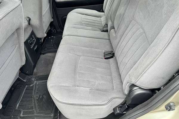 2012 Nissan Patrol ST GU 8