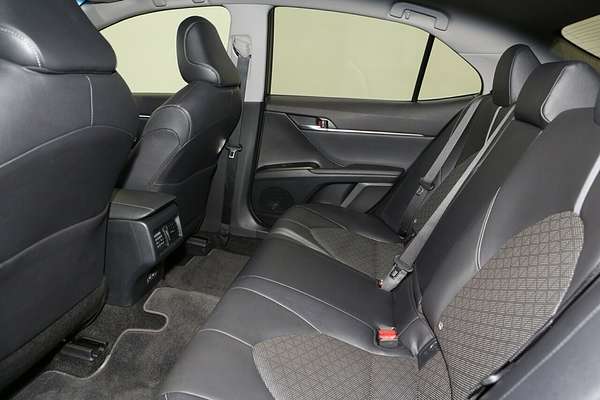 2023 Toyota Camry SX AXVH70R