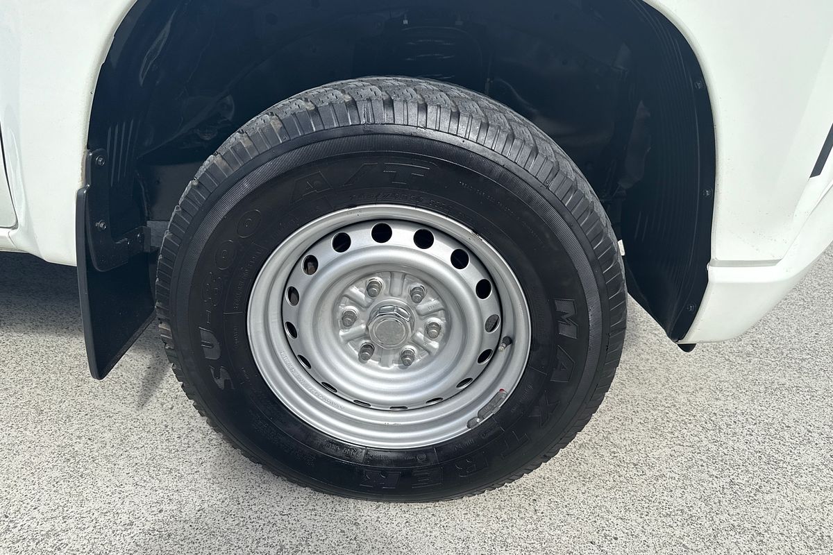 2022 Mitsubishi Triton GLX MR 4X4