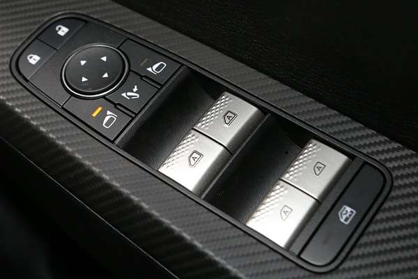 2024 Mitsubishi Outlander LS ZM