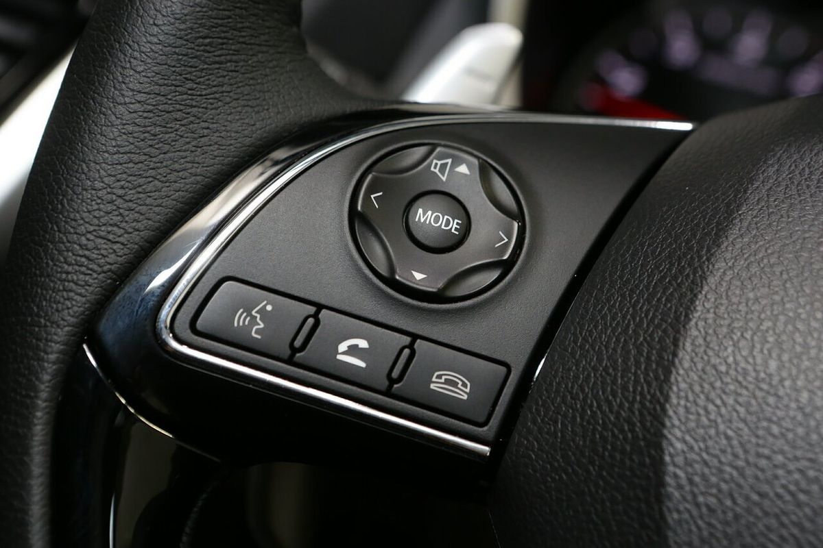 2024 Mitsubishi Eclipse Cross LS YB