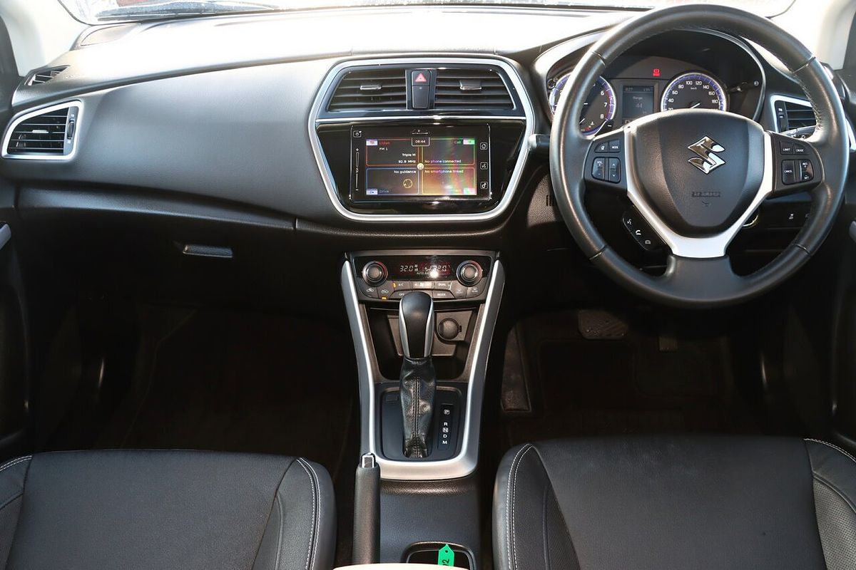2017 Suzuki S-Cross Turbo Prestige JY