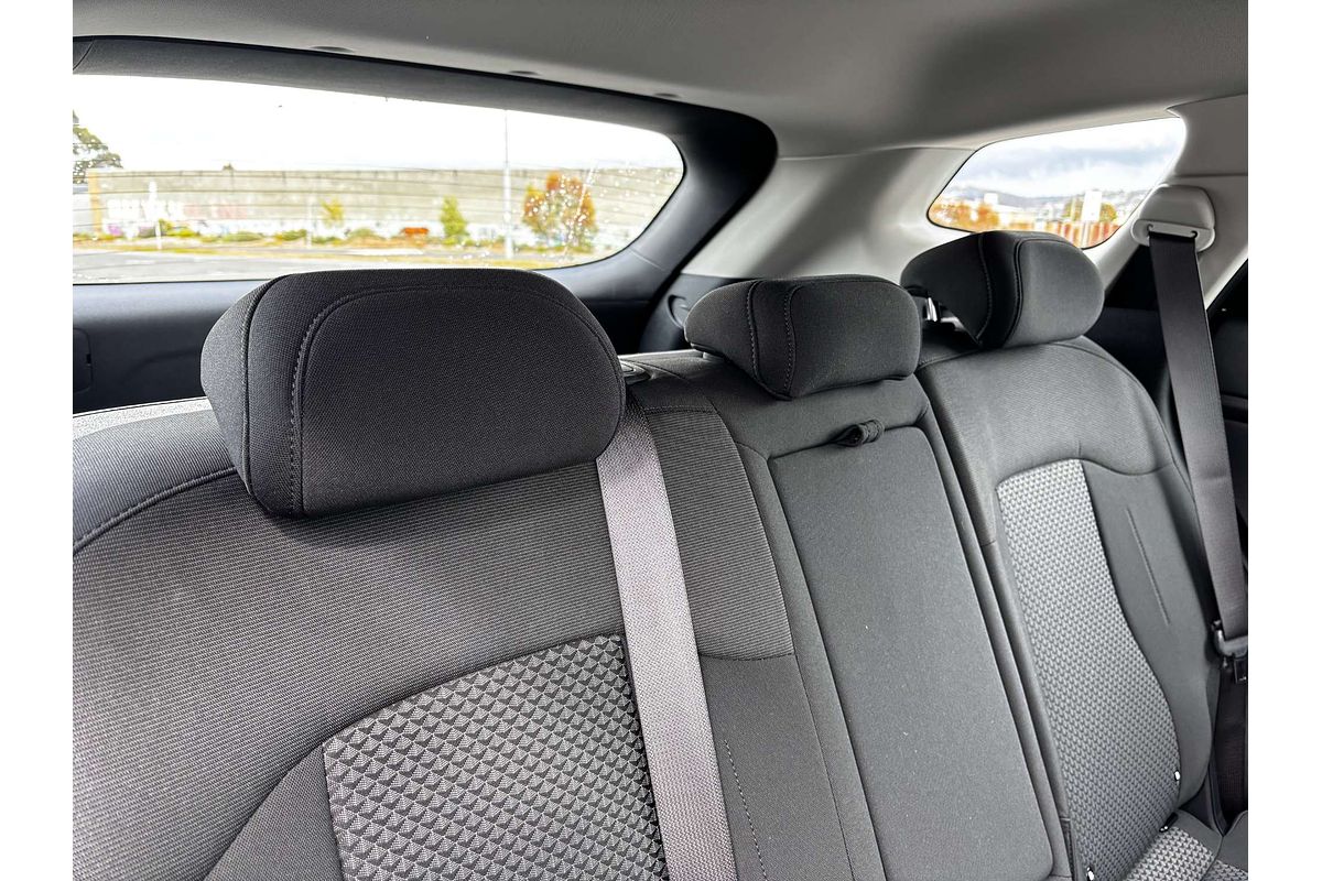 2025 Kia Sportage S NQ5