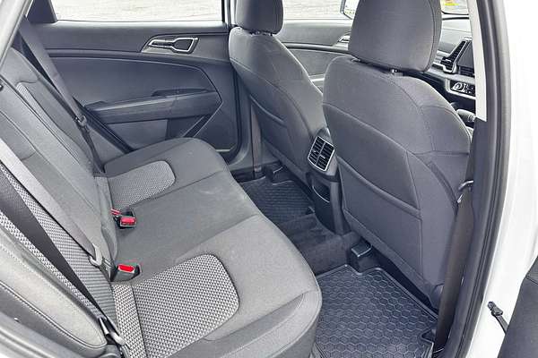 2025 Kia Sportage S NQ5