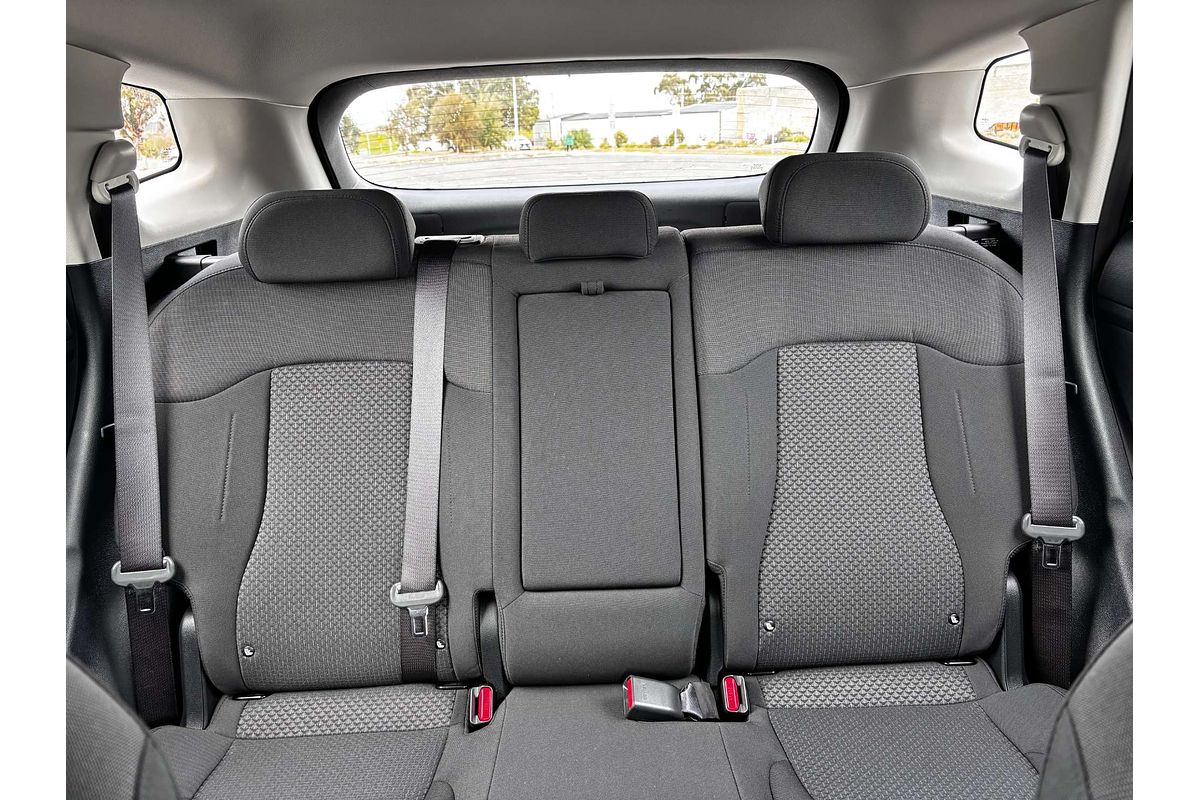 2025 Kia Sportage S NQ5