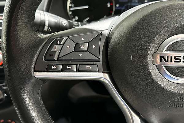 2021 Nissan Navara ST D23 4X4