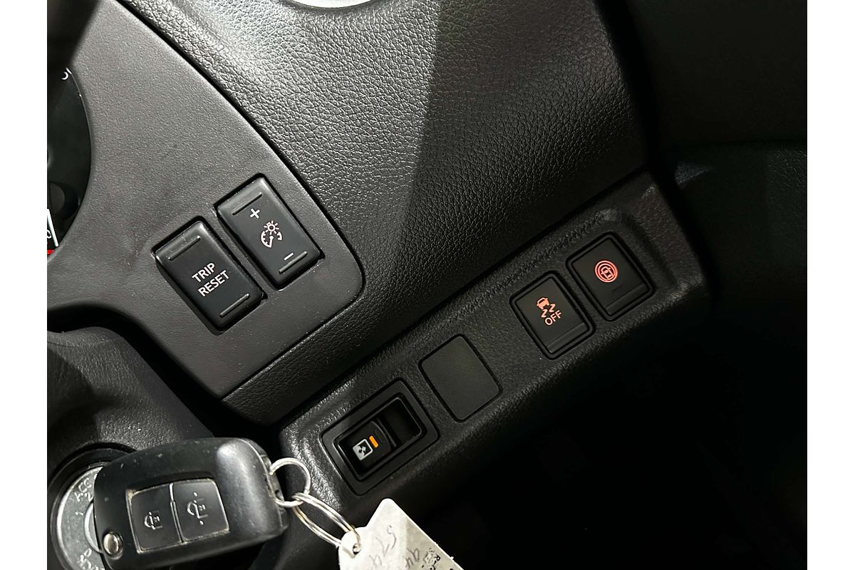 2021 Nissan Navara ST D23 4X4