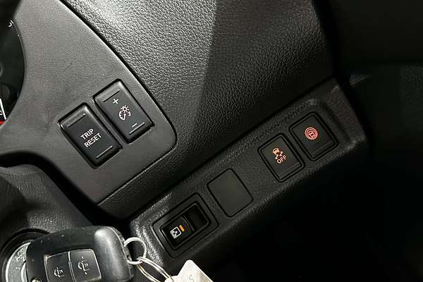 2021 Nissan Navara ST D23 4X4