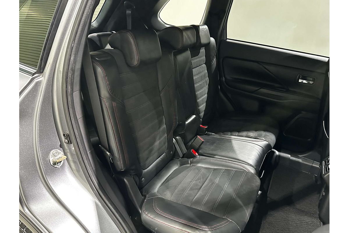 2021 Mitsubishi Outlander Black Edition ZL
