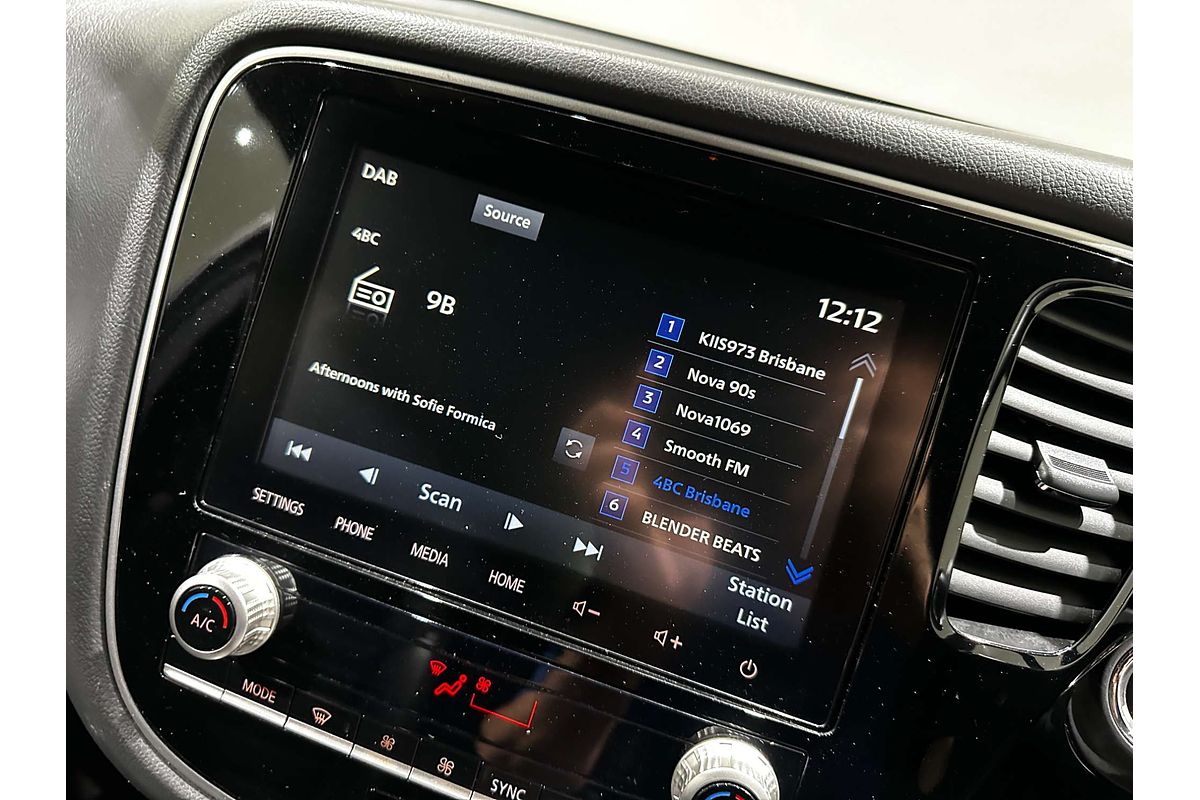 2021 Mitsubishi Outlander Black Edition ZL