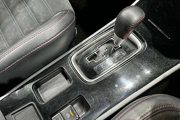 2021 Mitsubishi Outlander Black Edition ZL