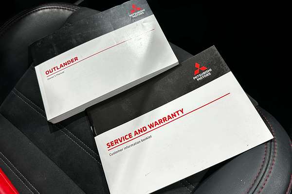 2021 Mitsubishi Outlander Black Edition ZL