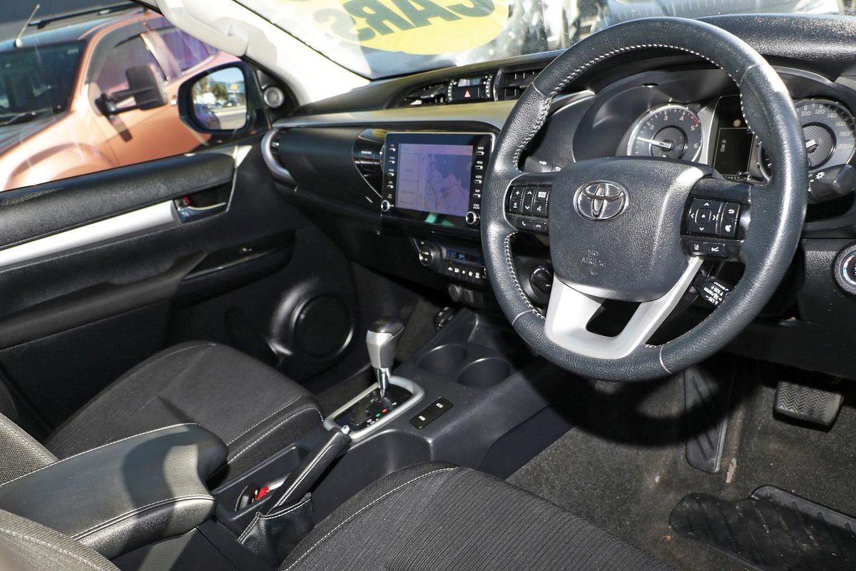 2021 Toyota Hilux SR5 GUN126R 4X4