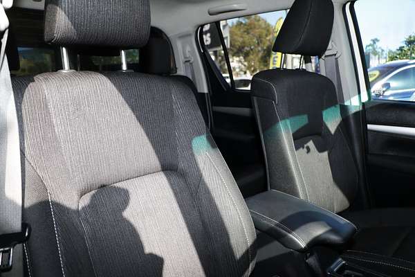 2021 Toyota Hilux SR5 GUN126R 4X4