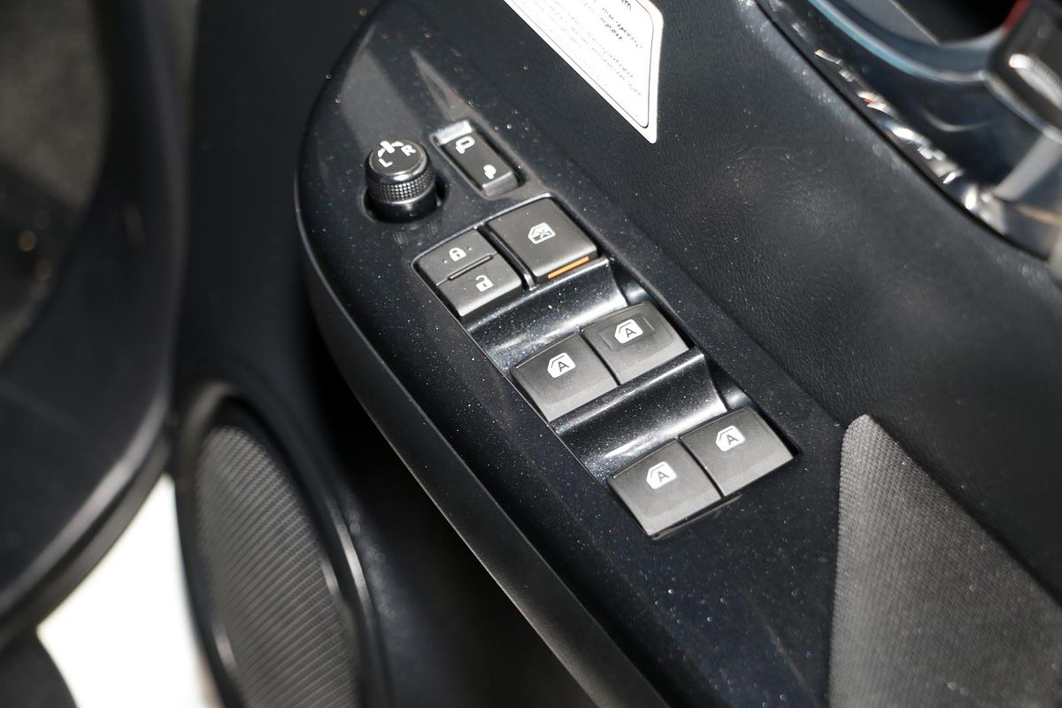 2021 Toyota Hilux SR5 GUN126R 4X4
