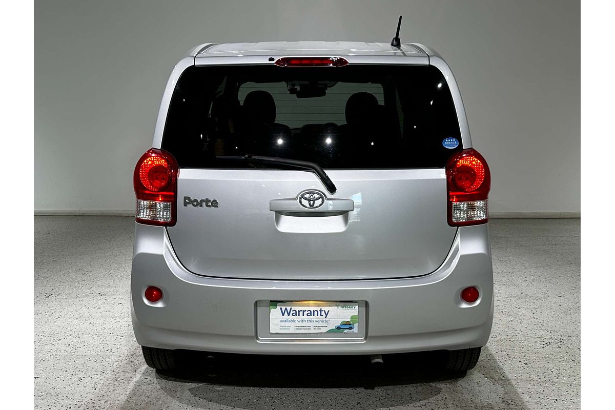 2015 Toyota porte (No Badge) NCP141