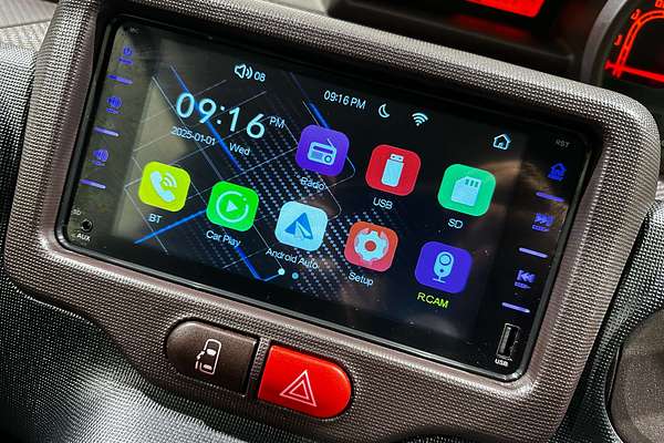 2015 Toyota porte (No Badge) NCP141