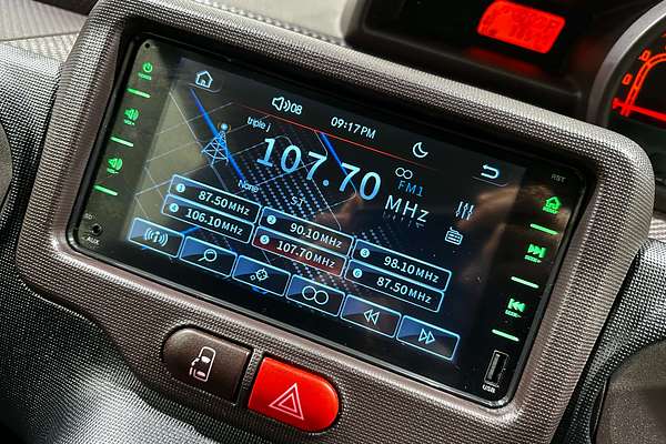 2015 Toyota porte (No Badge) NCP141