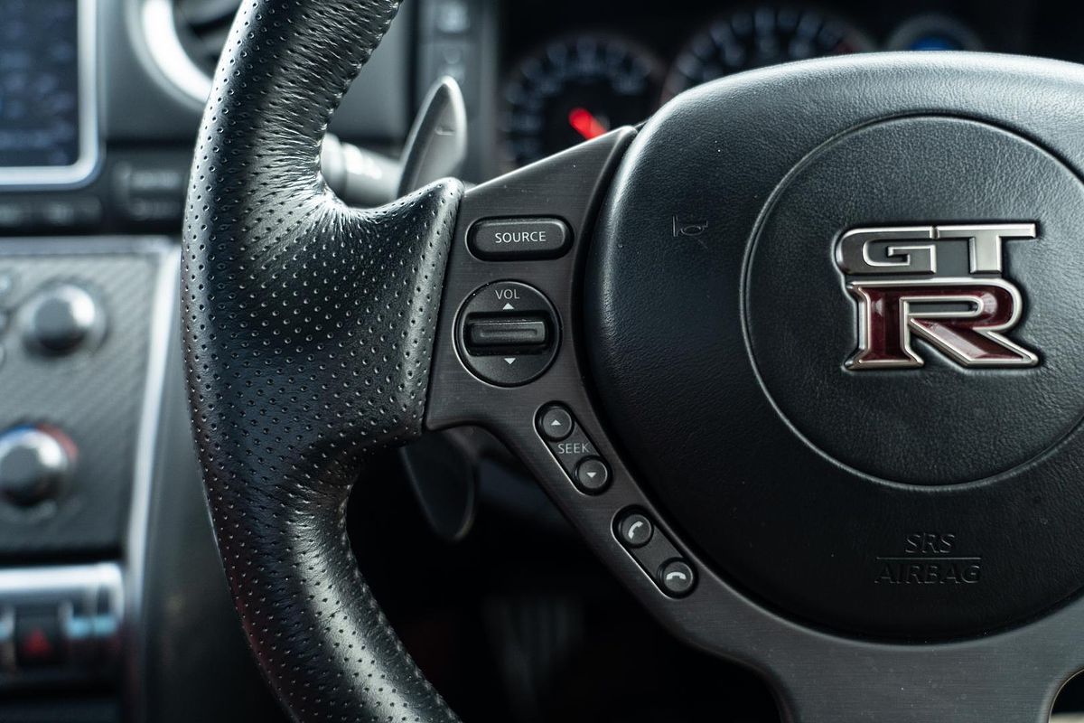 2016 Nissan GT-R Premium R35