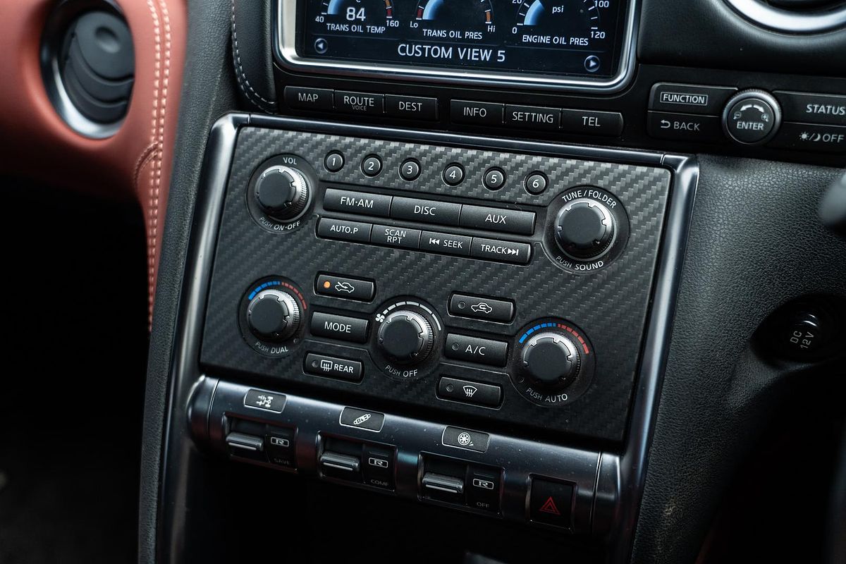 2016 Nissan GT-R Premium R35