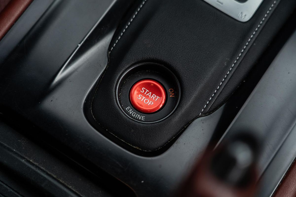 2016 Nissan GT-R Premium R35
