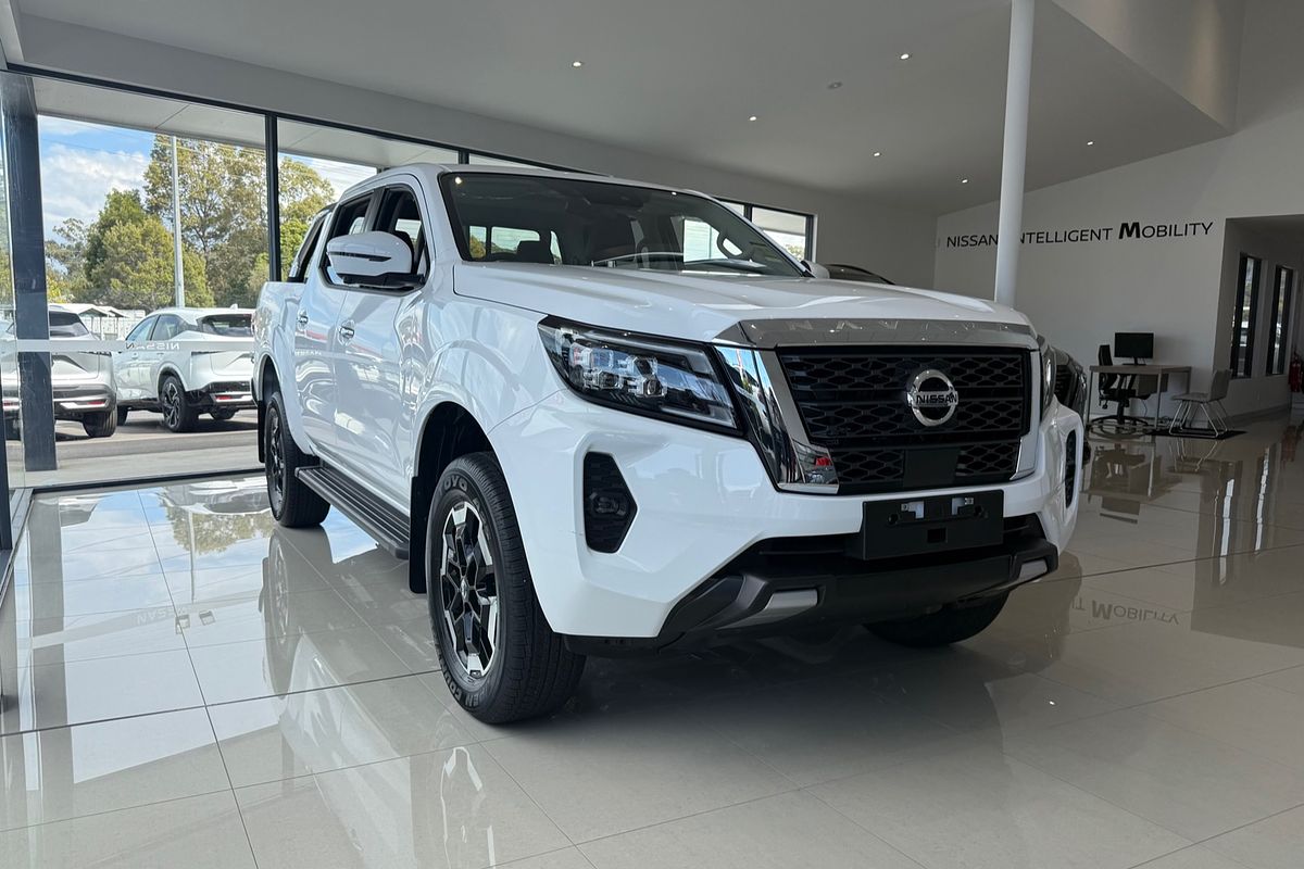 2025 Nissan Navara ST-X D23 4X4