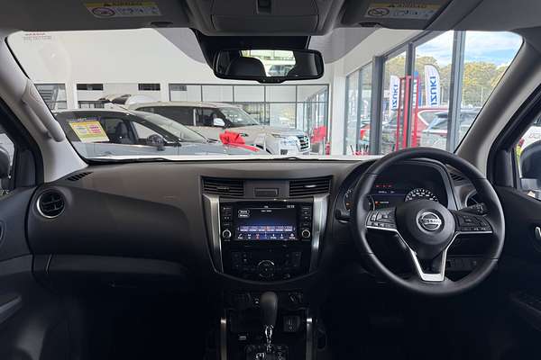 2025 Nissan Navara ST-X D23 4X4