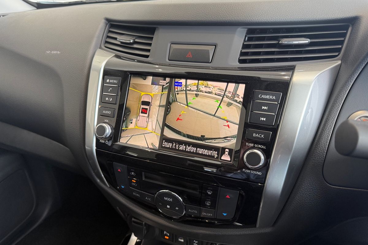 2025 Nissan Navara ST-X D23 4X4