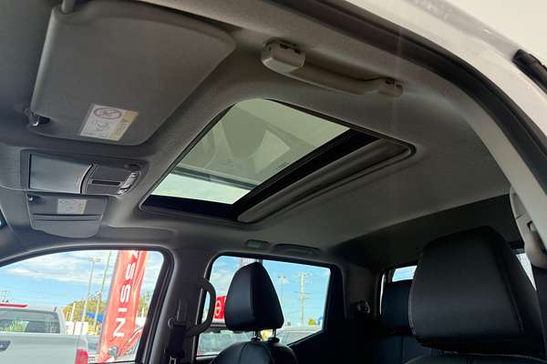 2025 Nissan Navara ST-X D23 4X4