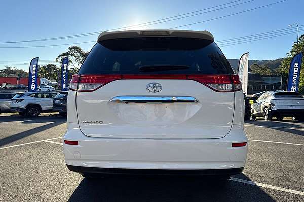 2017 Toyota Tarago GLi ACR50R