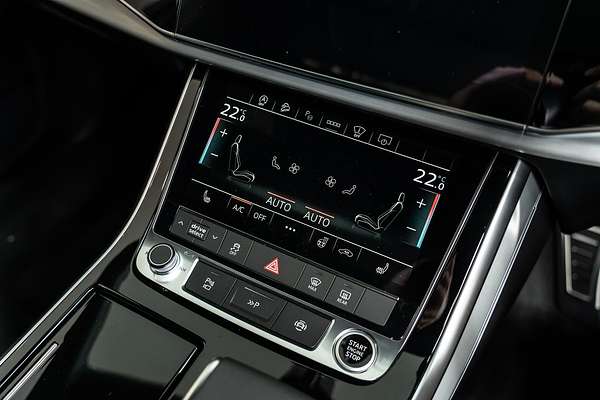 2024 Audi Q7 55 TFSI S line 4M