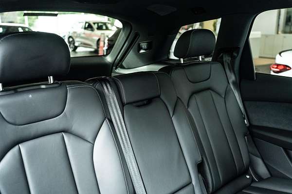 2024 Audi Q7 55 TFSI S line 4M