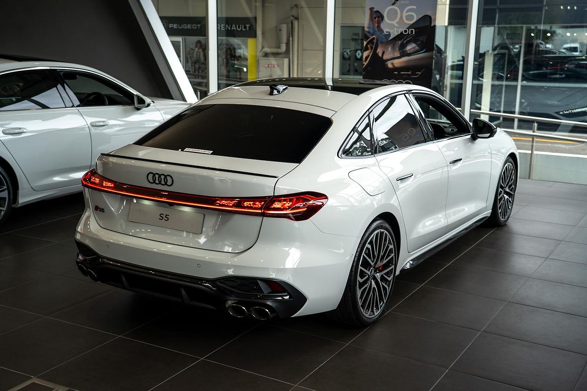 2025 Audi S5 B10
