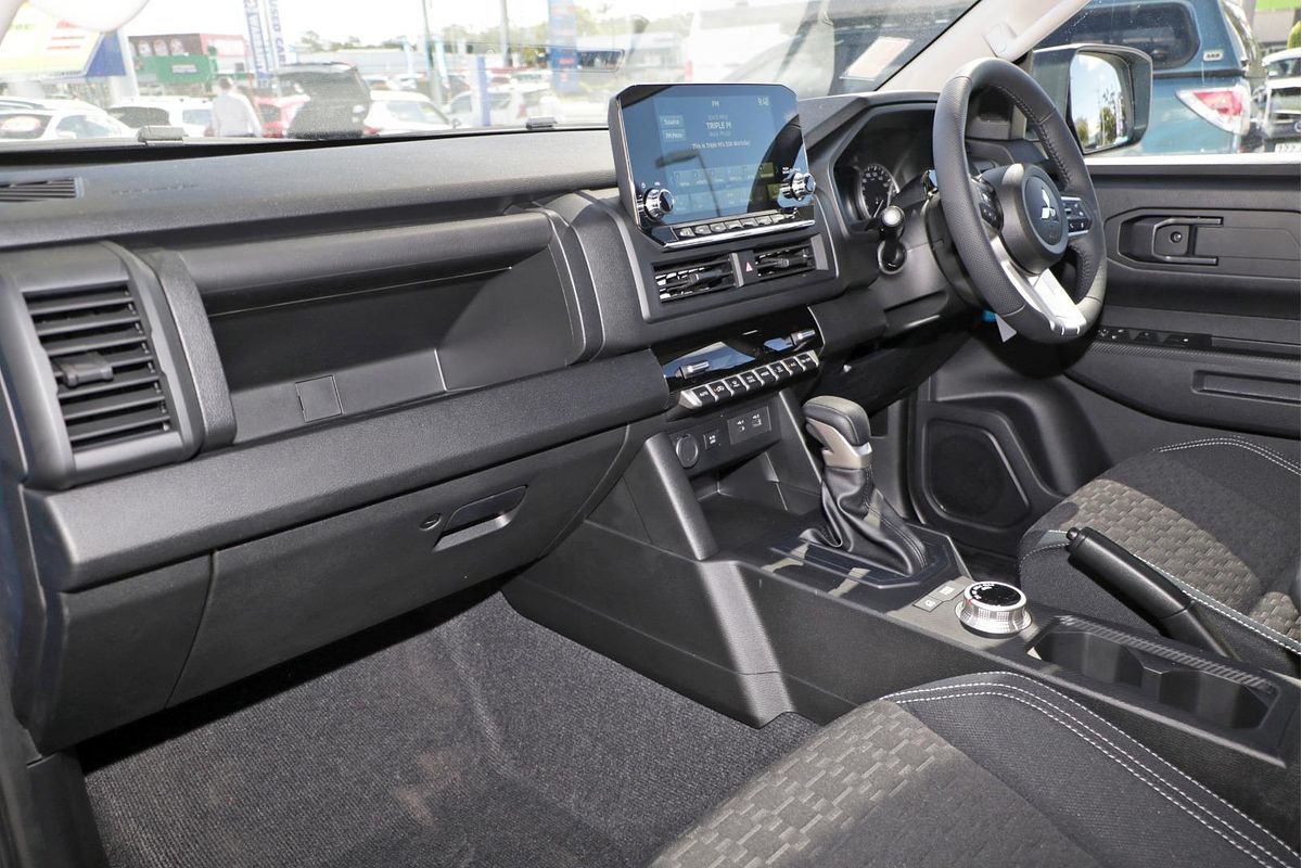 2025 Mitsubishi Triton GLX-R MV 4X4