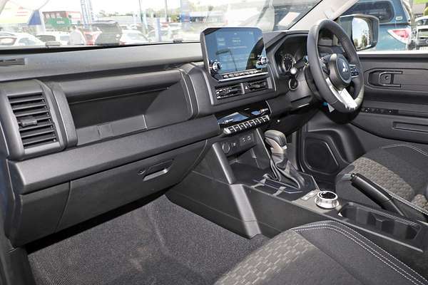 2025 Mitsubishi Triton GLX-R MV 4X4