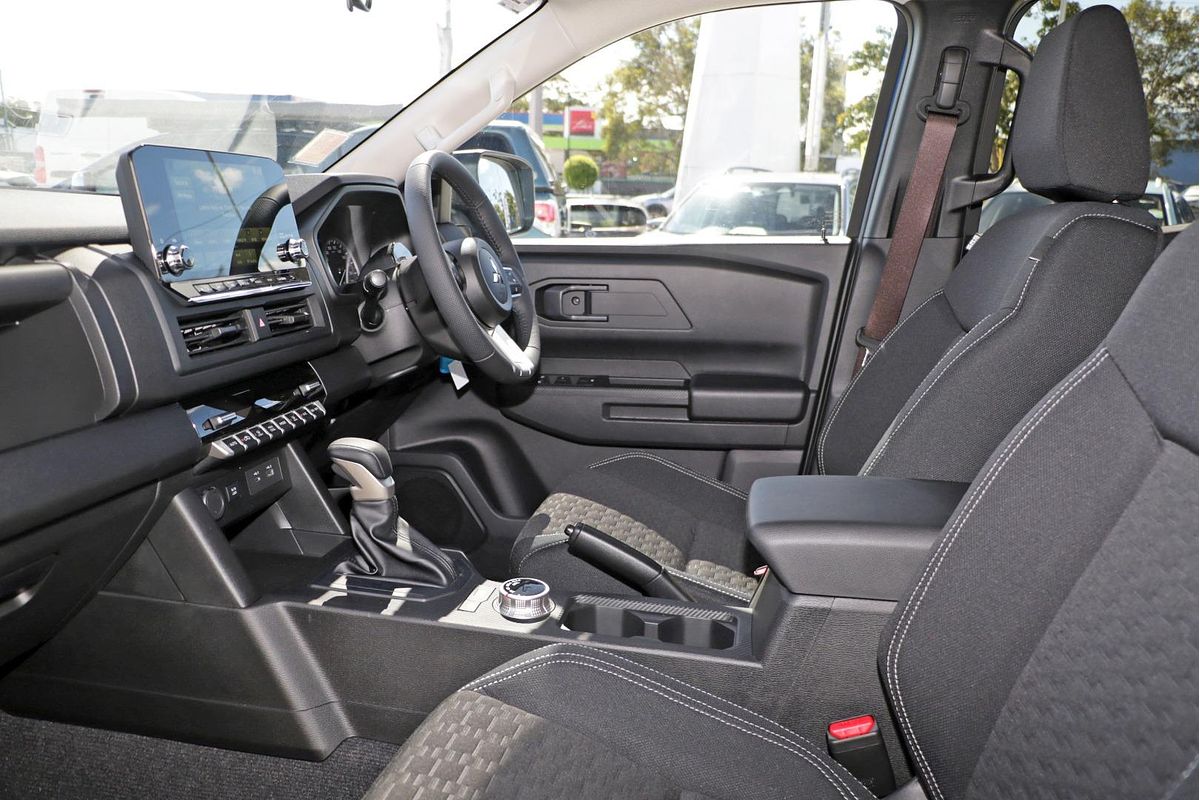 2025 Mitsubishi Triton GLX-R MV 4X4