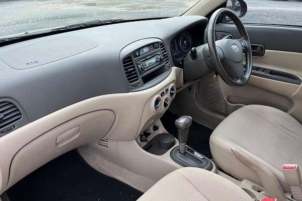 2006 Hyundai Accent MC