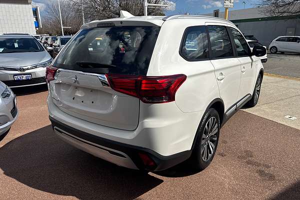 2018 Mitsubishi Outlander ES ZL