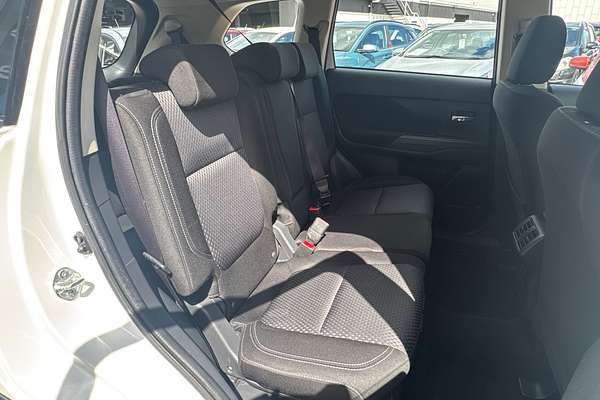 2018 Mitsubishi Outlander ES ZL